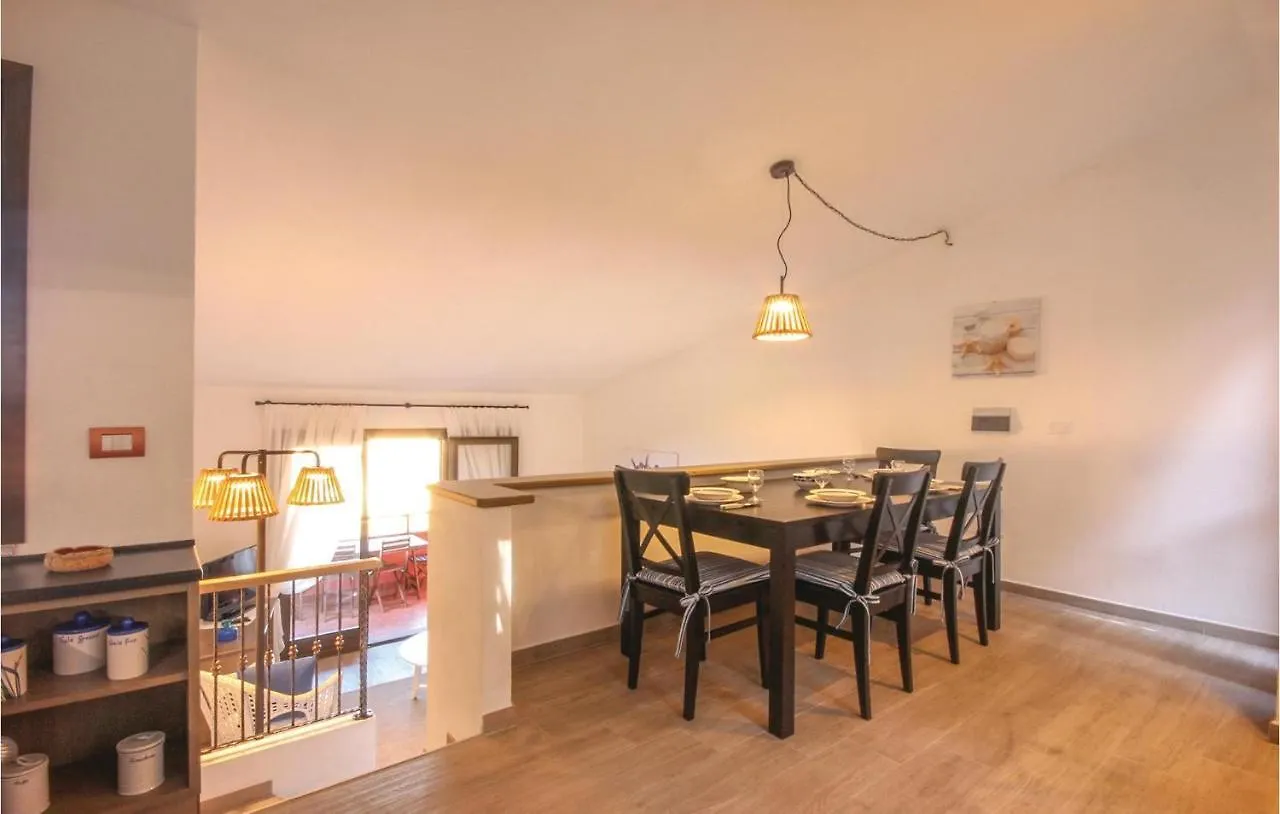 Apartament Casa Pomi Torre dei Corsari